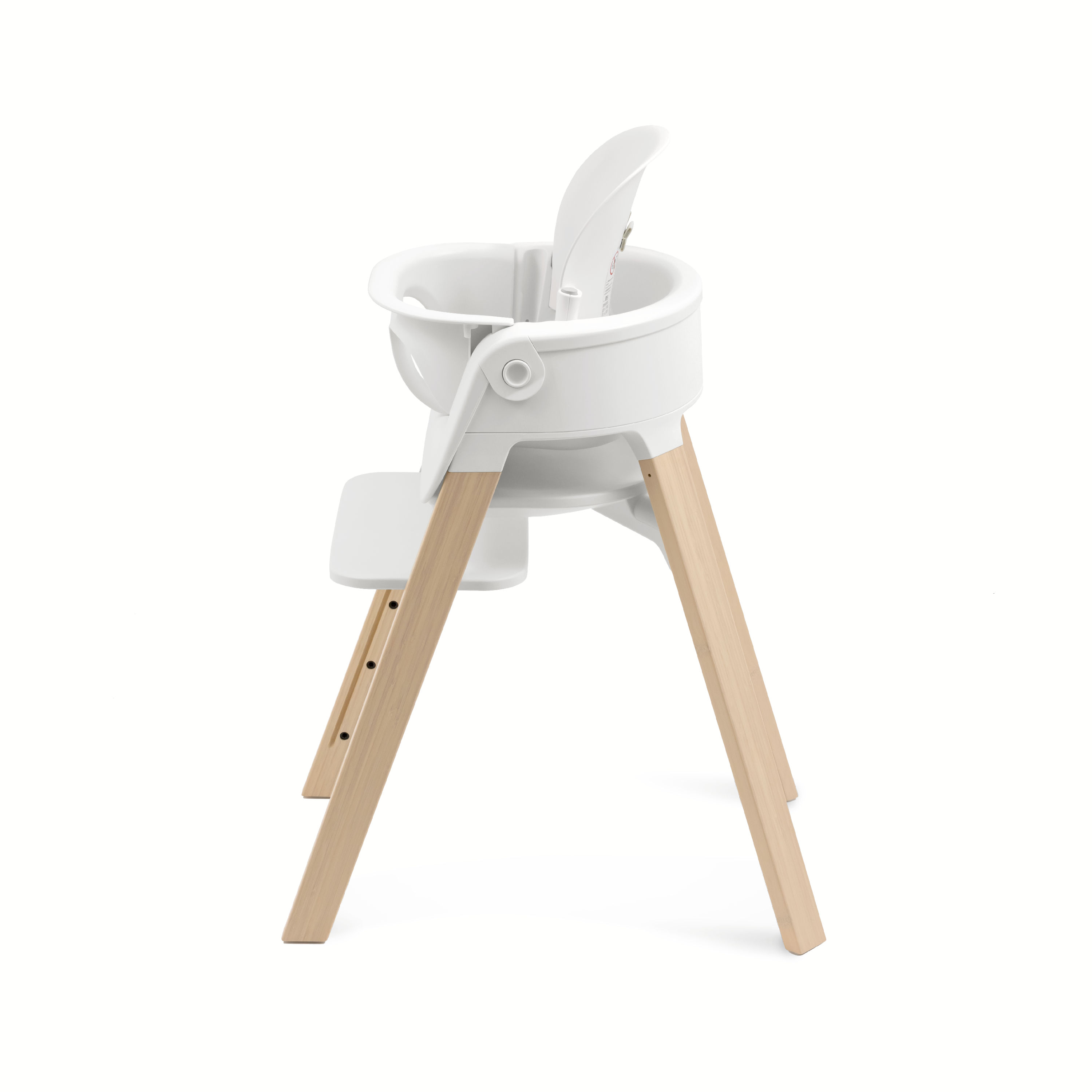 StepsChair_Natural_SeatWhi_BackPos2_250919-6007_1-1_eCom