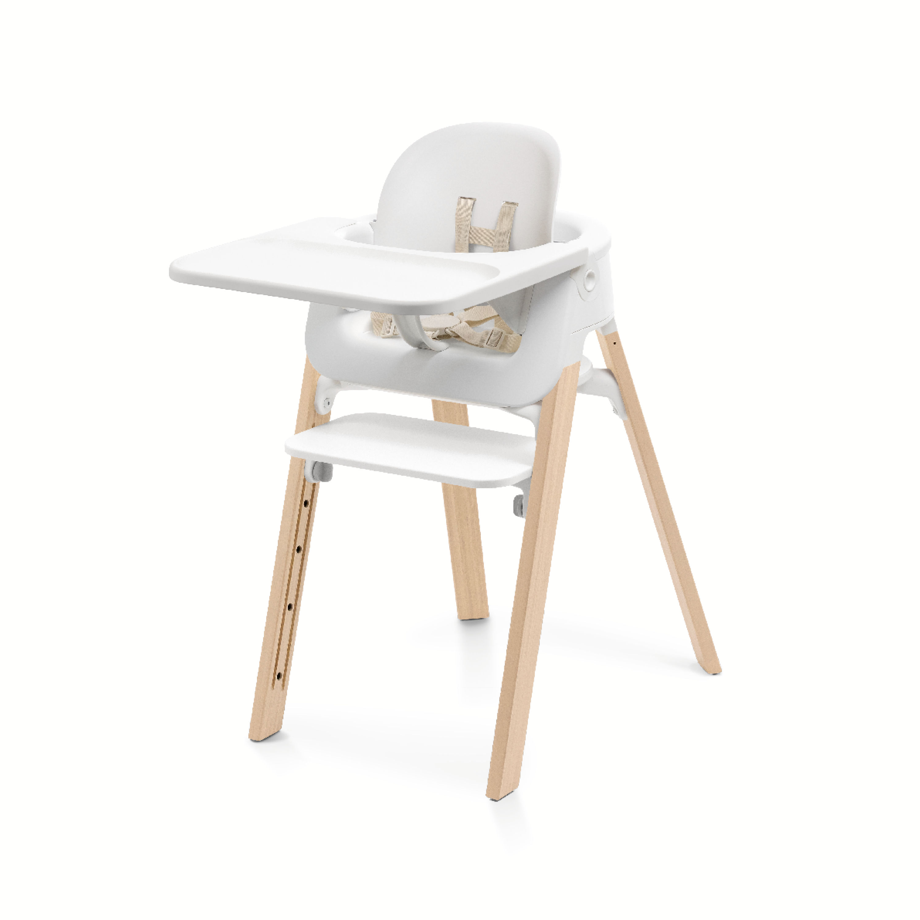 StepsHighChair_Natural_Seat-BS_Tray-White_Pos1_1-1_eCom